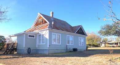 119 Idlewilde Blvd, Comfort, TX 78013 - photo 7