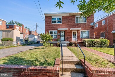 706 Crittenden St NE, Washington, DC 20017 - photo 2