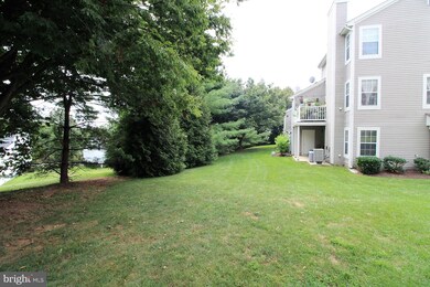 19945 Dunstable Cir, Germantown, MD 20876 - photo 2