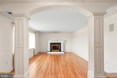 6050 Elmer Derr Rd, Frederick, MD 21703 - photo 5