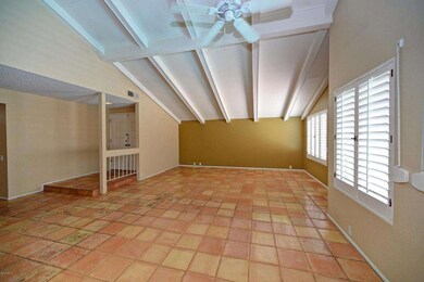 003_Living - Foyer