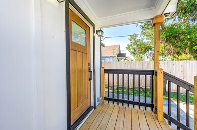 212 Palmyra St, Houston, TX 77022 - photo 7