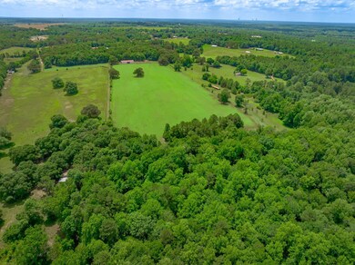 9-web-or-mls-205 Dragstrip Road - 009