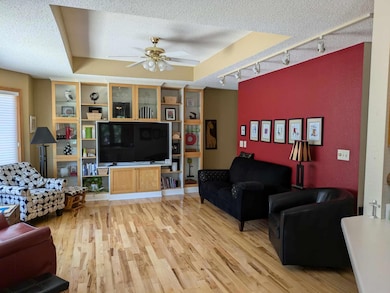 709 Serenity Ct, Decorah, IA 52101 - photo 3