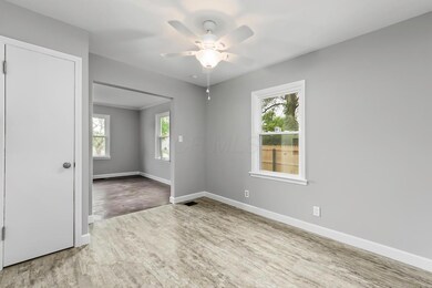 869 S Waverly St, Columbus, OH 43227 - photo 6