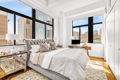 unlisted-address, New York, NY 10017 - photo 5