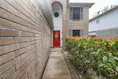 3823 Storm Creek Dr, Houston, TX 77088 - photo 3