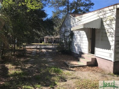 2218 E 60th St, Savannah, GA 31404 - photo 3