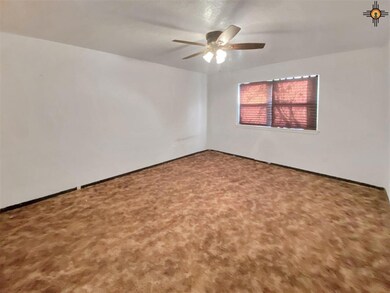 620 E Permian Dr, Hobbs, NM 88240 - photo 5
