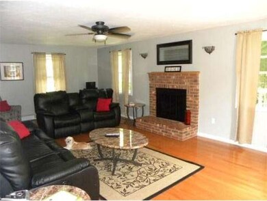 70 H Foote Rd, Charlton, MA 01507 - photo 3
