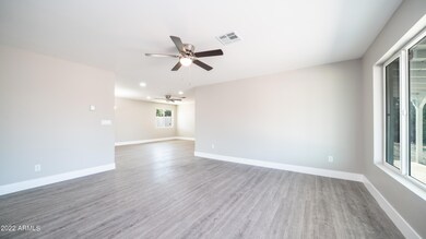 7509 E Hubbell ST-4