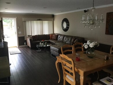 2039 S Railroad Ave, Staten Island, NY 10306 - photo 6