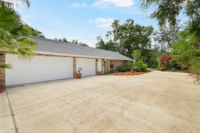 Oversized 3-car garage and extra parking spaces for RV or Boat