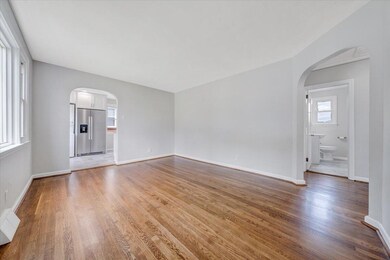 Living room 1