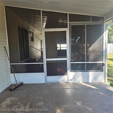 3902 Van Ln, Sebring, FL 33870 - photo 3