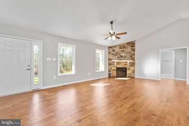 8504 Stubbs Bridge Rd, Spotsylvania, VA 22551 - photo 5