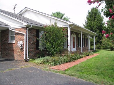 1665 Patterson Rd, Versailles, KY 40383 - photo 2