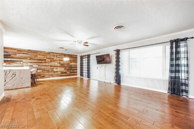 3734 Meadowcrest Dr, Las Vegas, NV 89121 - photo 2