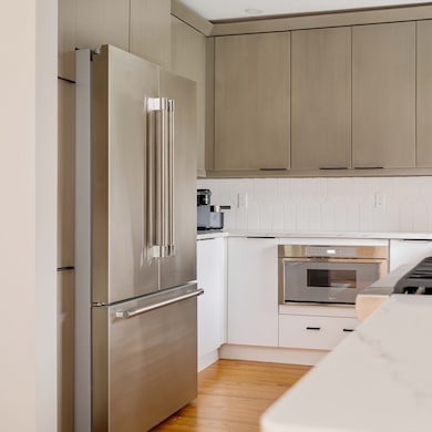 129 N Washington St unit 3, Boston, MA 02114 - photo 3