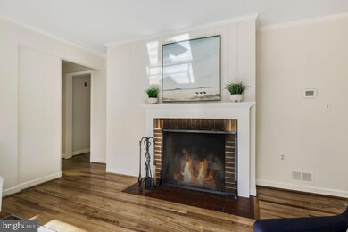 11 Center St, Washington Grove, MD 20880 - photo 7