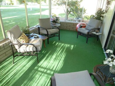 d SCREENED PATIO