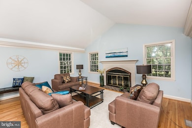 1106 Bryn Mawr Rd, Baltimore, MD 21210 - photo 2