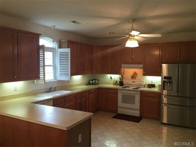 4425 Yorkminster Dr, Glen Allen, VA 23060 - photo 4