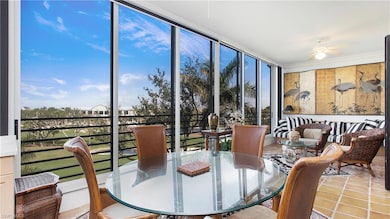 Sunroom with ceiling fan