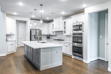 28514 Jade Springs Ln, Fulshear, TX 77441 - photo 3