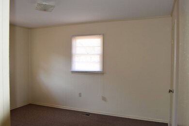 203 Dixon St, Warner Robins, GA 31088 - photo 7