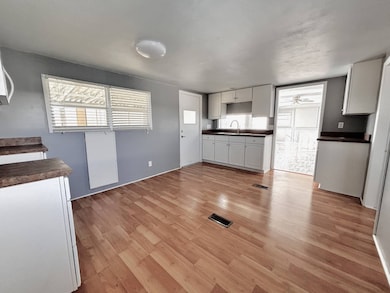 358 Limeberry Place, Venice, FL 34285 - photo 4