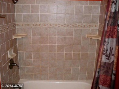 201 Lodge Cliff Ct, Abingdon, MD 21009 - photo 2