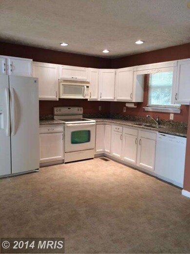 1524 Lochaber Ct, Glen Burnie, MD 21061 - photo 4