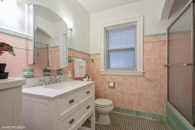 6038 N Washtenaw Ave unit 1, Chicago, IL 60659 - photo 7