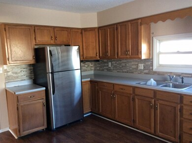 903 N Melching Dr, Ossian, IN 46777 - photo 5