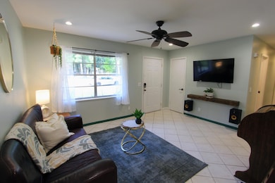 133 Smith St, Crestview, FL 32539 - photo 3