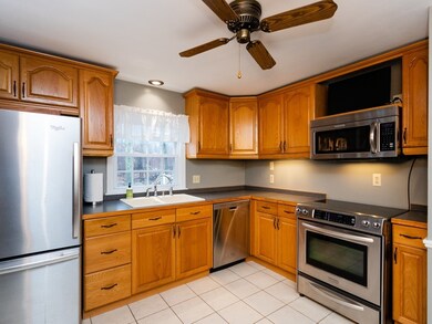 137 Belmont St, Weymouth, MA 02188 - photo 3