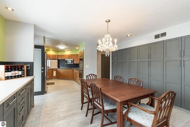 5390 Pheasant Ct, Alma, MI 48801 - photo 7