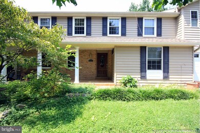 5797 Hurdle Hill Ct, Frederick, MD 21703 - photo 2