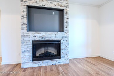2655 Eagle View Spur, Holts Summit