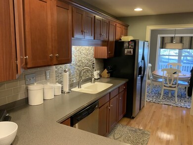 83 Harvest Cir, Holden, MA 01520 - photo 5