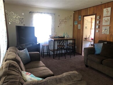 3103 Riverside Dr, Lorain, OH 44055 - photo 3