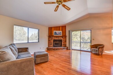 012_Living Room