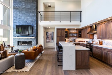 6650 Golden Bear Loop Park-008-046-Kitch