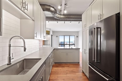 168 6th St E unit 2702, Saint Paul, MN 55101 - photo 7