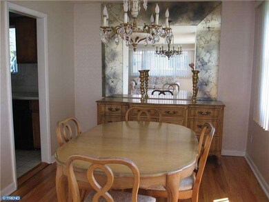 22 Walnut Hill Ln, Havertown, PA 19083 - photo 5