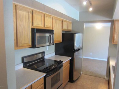 3719 S Elm St Stainless appliances