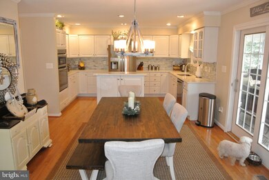 14685 Bar Harbor Ct, Swan Point, MD 20645 - photo 2