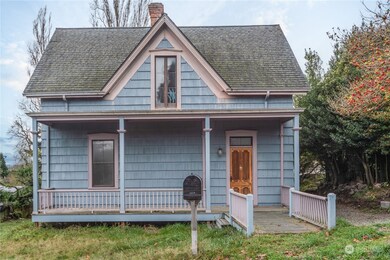 1229 Tyler St, Port Townsend, WA 98368 - photo 3