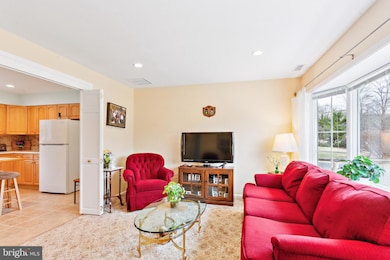 111 Maple Ln, Doylestown, PA 18901 - photo 6